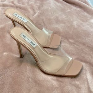 Steve Madden Signal Heel